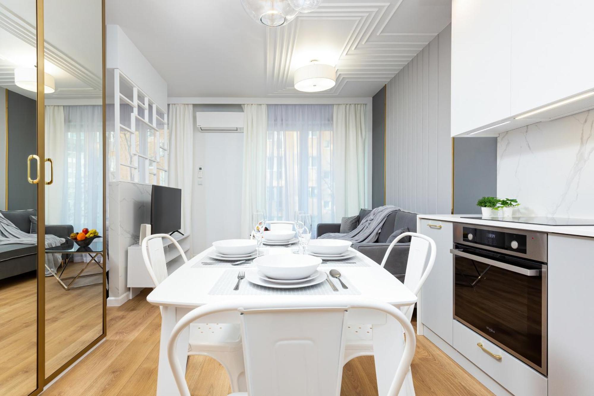 Apartament One Bedroom In Center By Renters Prestige Warszawa