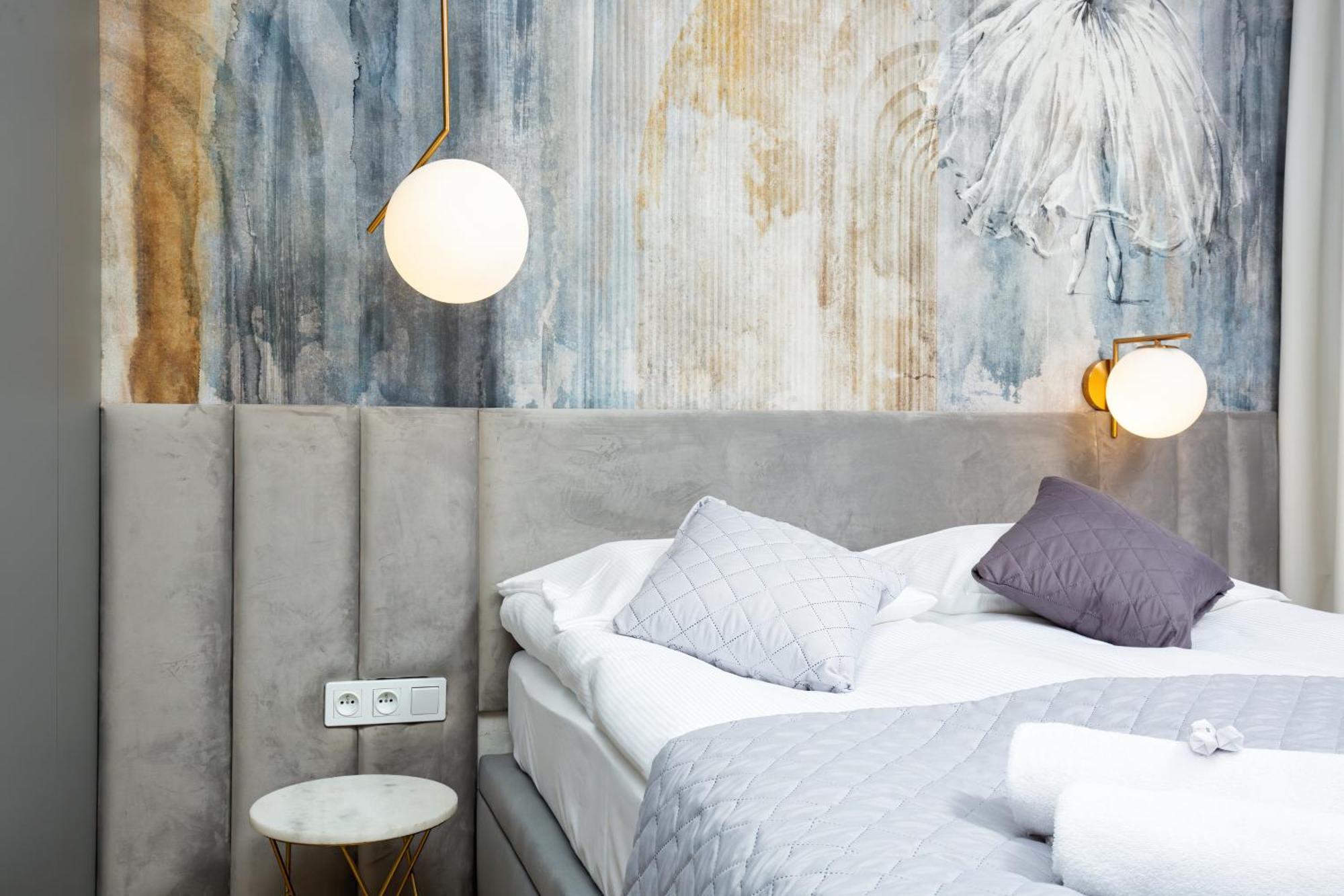 One Bedroom In Center By Renters Prestige Apartament *